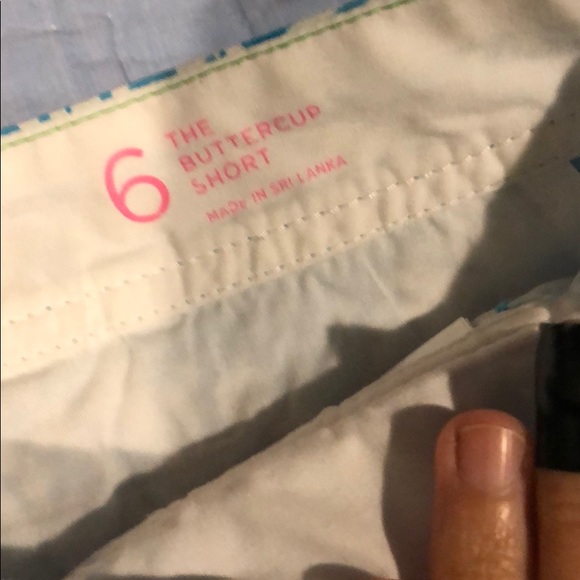 Lilly Pulitzer buttercup 6 - Picture 3 of 3